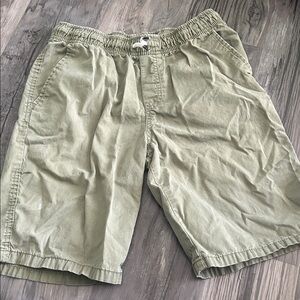 Casual Olive Green Shorts